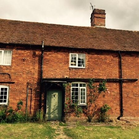 Illshaw Heath Farm Guest Lodge ホックレイ・ヒース エクステリア 写真