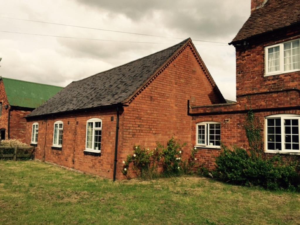 Illshaw Heath Farm Guest Lodge ホックレイ・ヒース エクステリア 写真