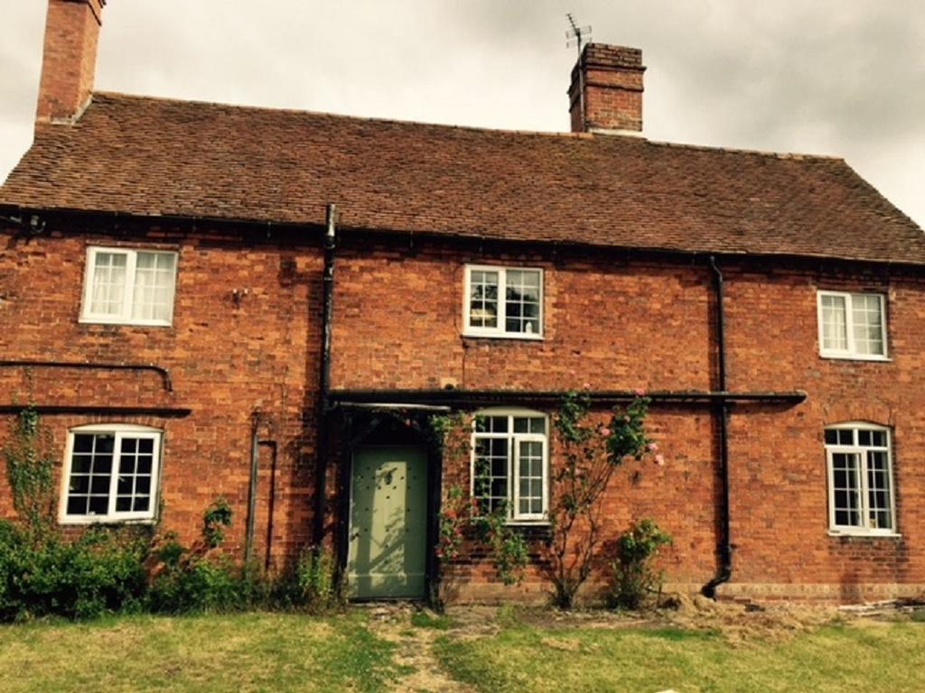 Illshaw Heath Farm Guest Lodge ホックレイ・ヒース エクステリア 写真